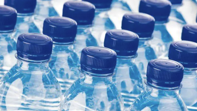 Plant voor het vullen van zuivere waterflessen met bekleding van drankverpakkingsmachines 4