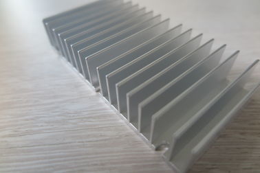 6063 High Power Silver Aluminum Extruded Heat Sink , Large Aluminum Heat Sink