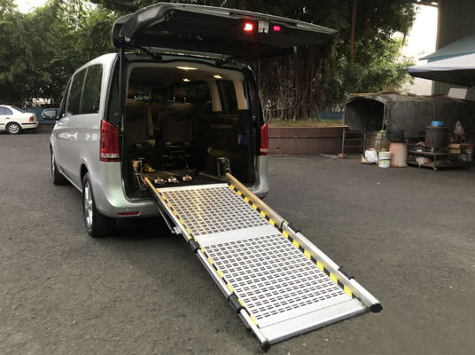 Premium rolstoel toegangsram voor MPV's en universele bestelwagens